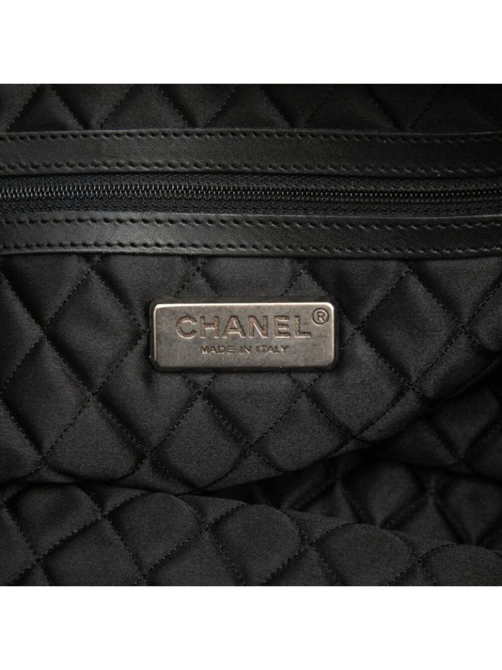 ★SOLD★ Chanel Black Silver Leather 1 Travel Bag - Picture 5 of 7